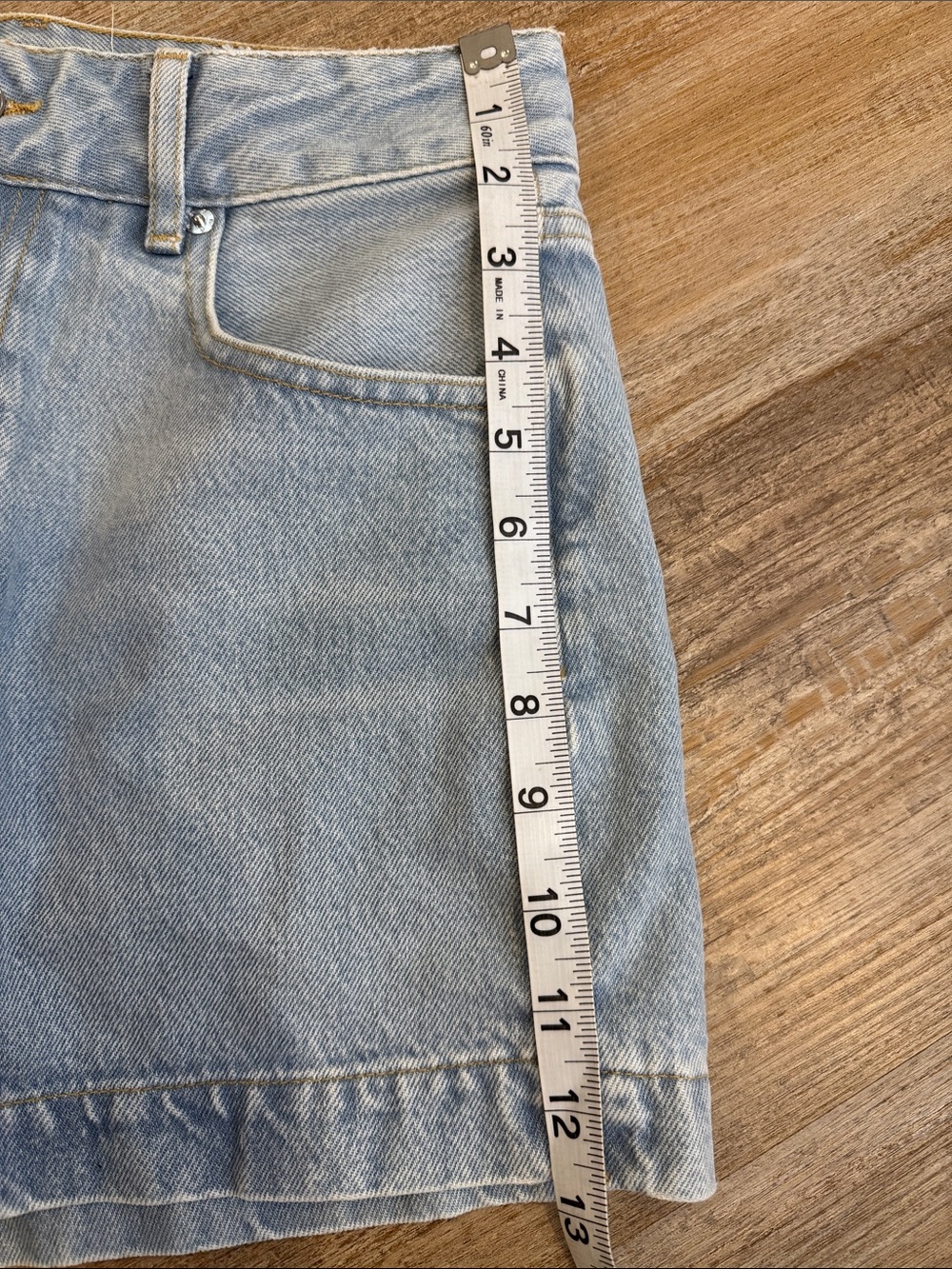 FRAME Denim The Micro Short 25 - Picture 8 of 8